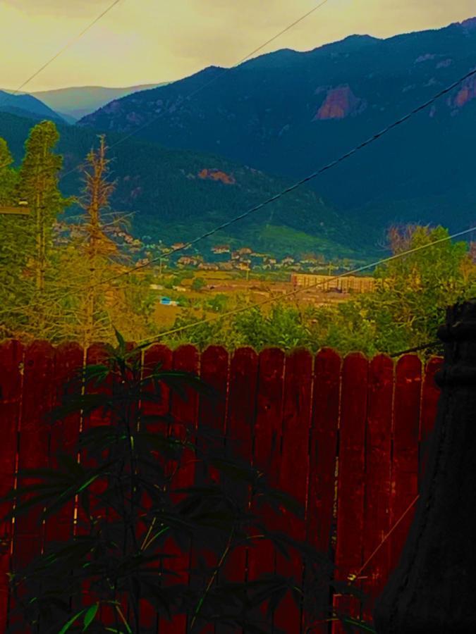 Mystic Portal 420 Guesthouse Colorado Springs Zewnętrze zdjęcie